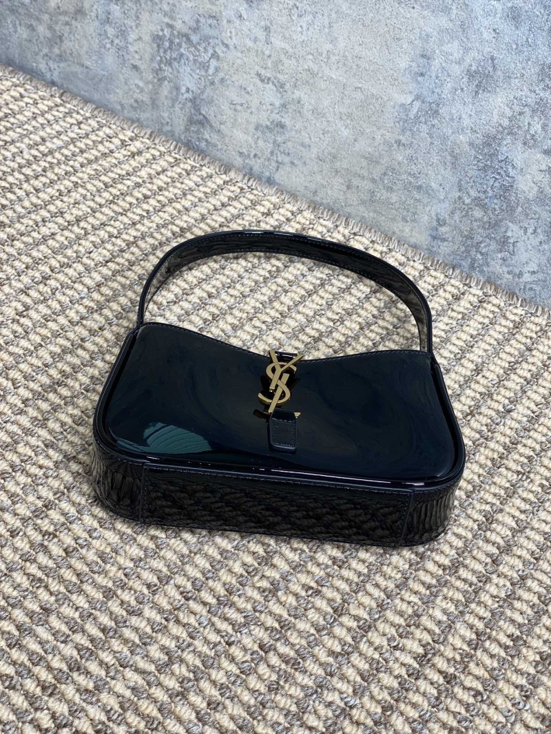 Y51 hobo bags